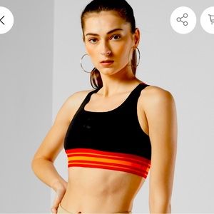 PUMA WOMEN'S 623 BRA - PUMA BLACK/URBAN RED SIZE MEDIUM